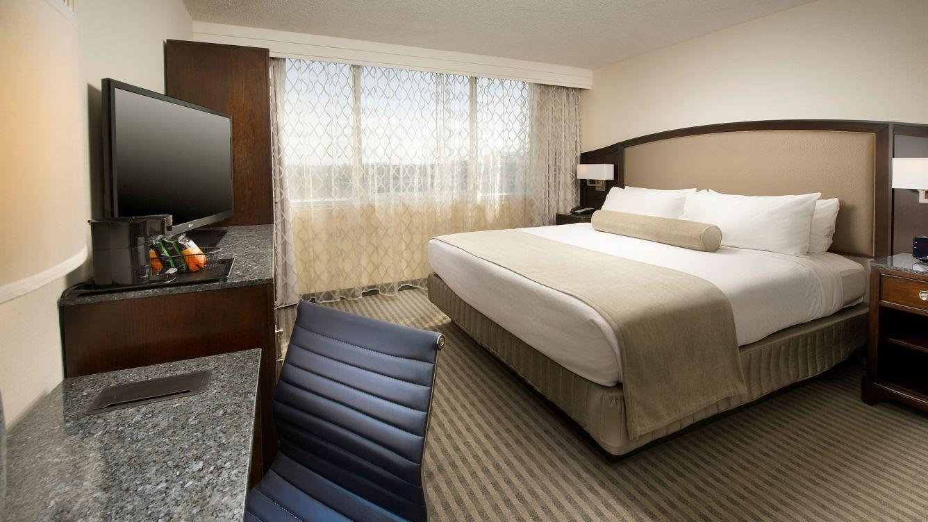 Skybridge Seattle Airport Hotel SeaTac Exterior photo